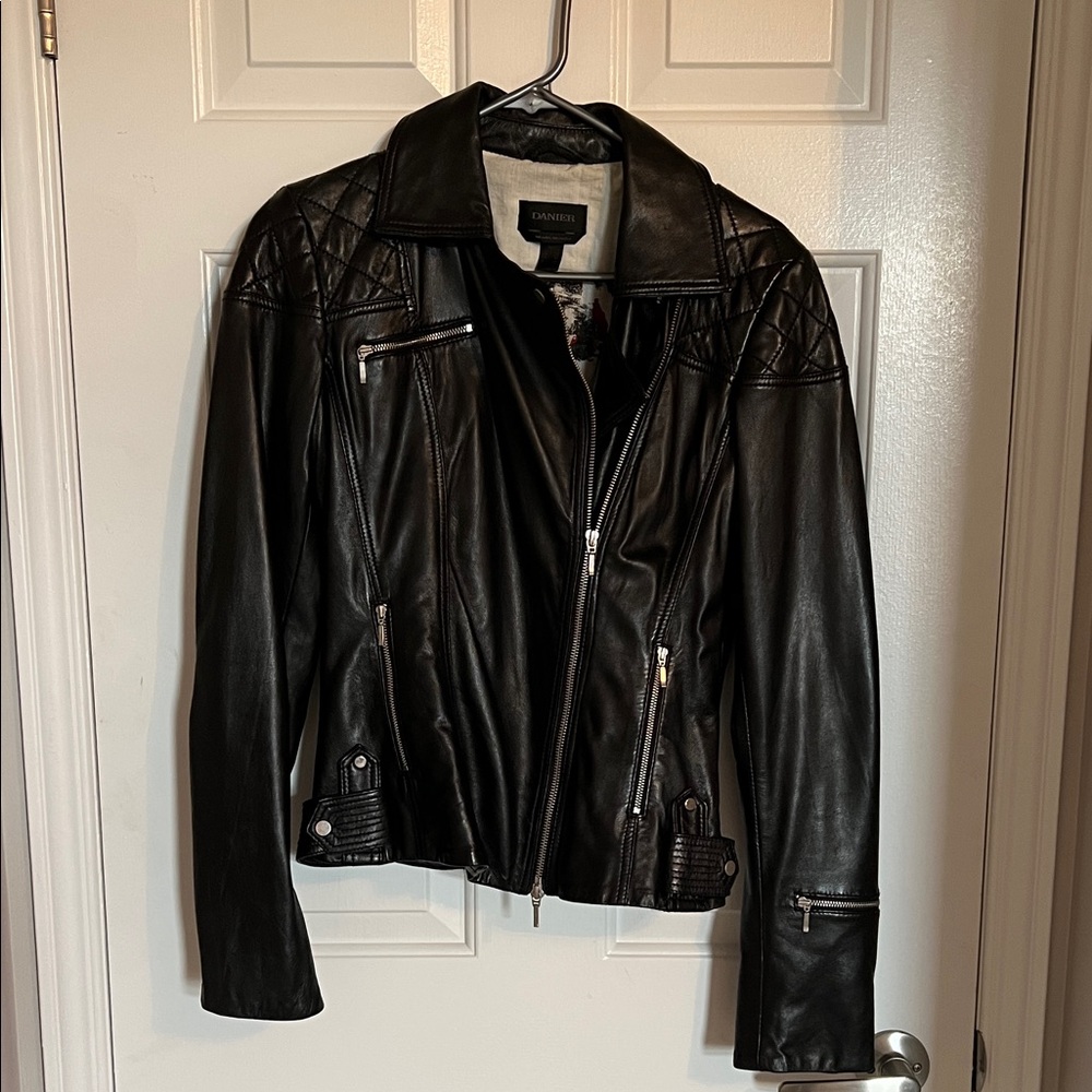 Danier Women's Black Leather Jacket